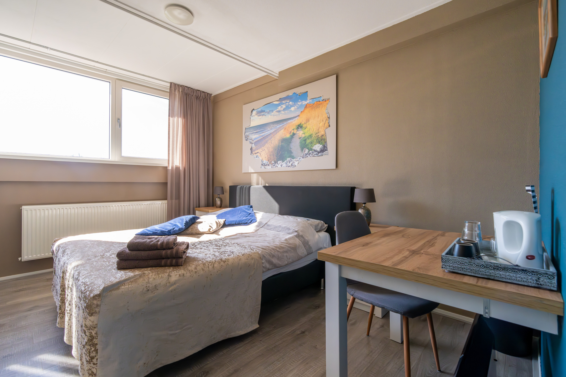 Room image 8