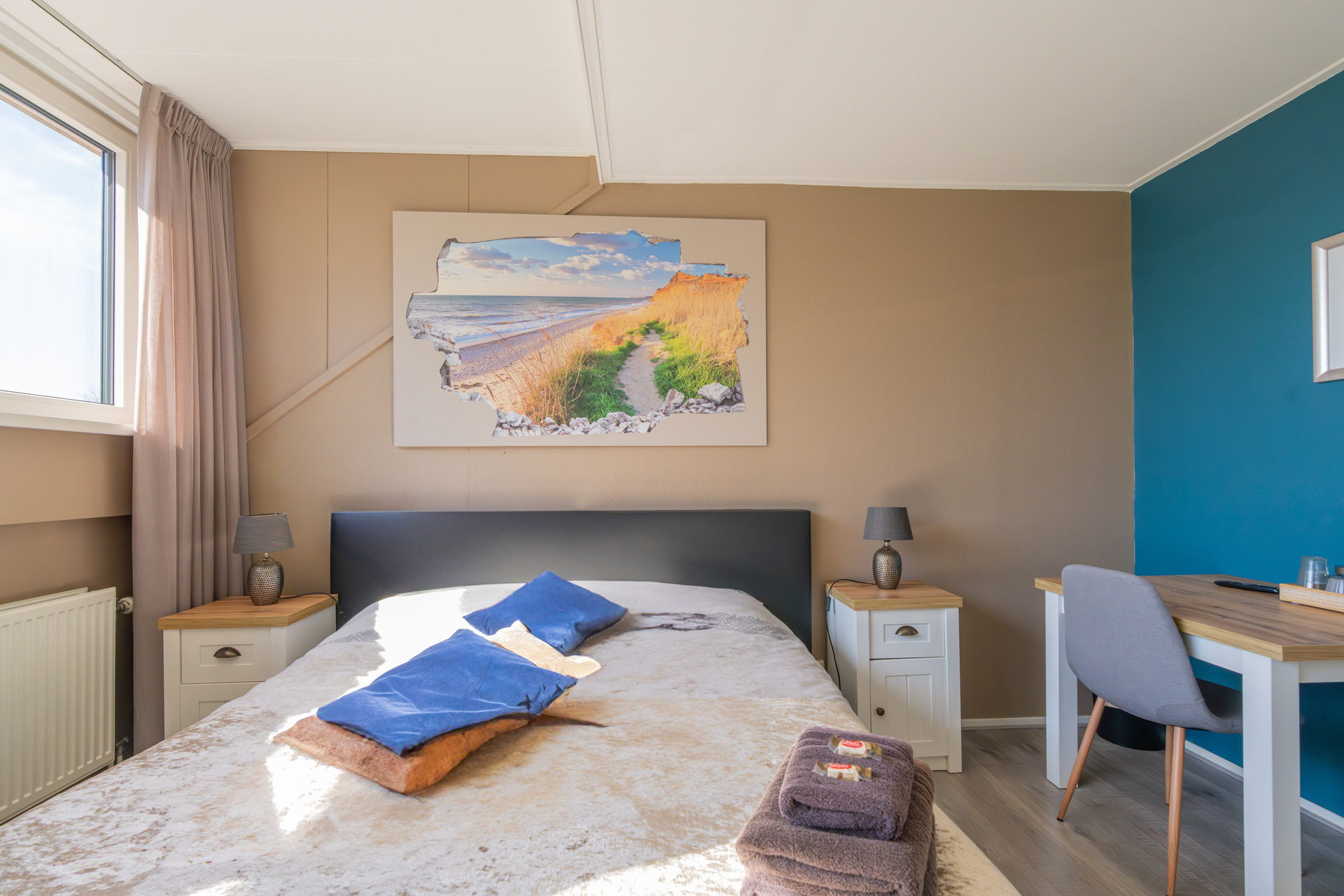 Room image 9