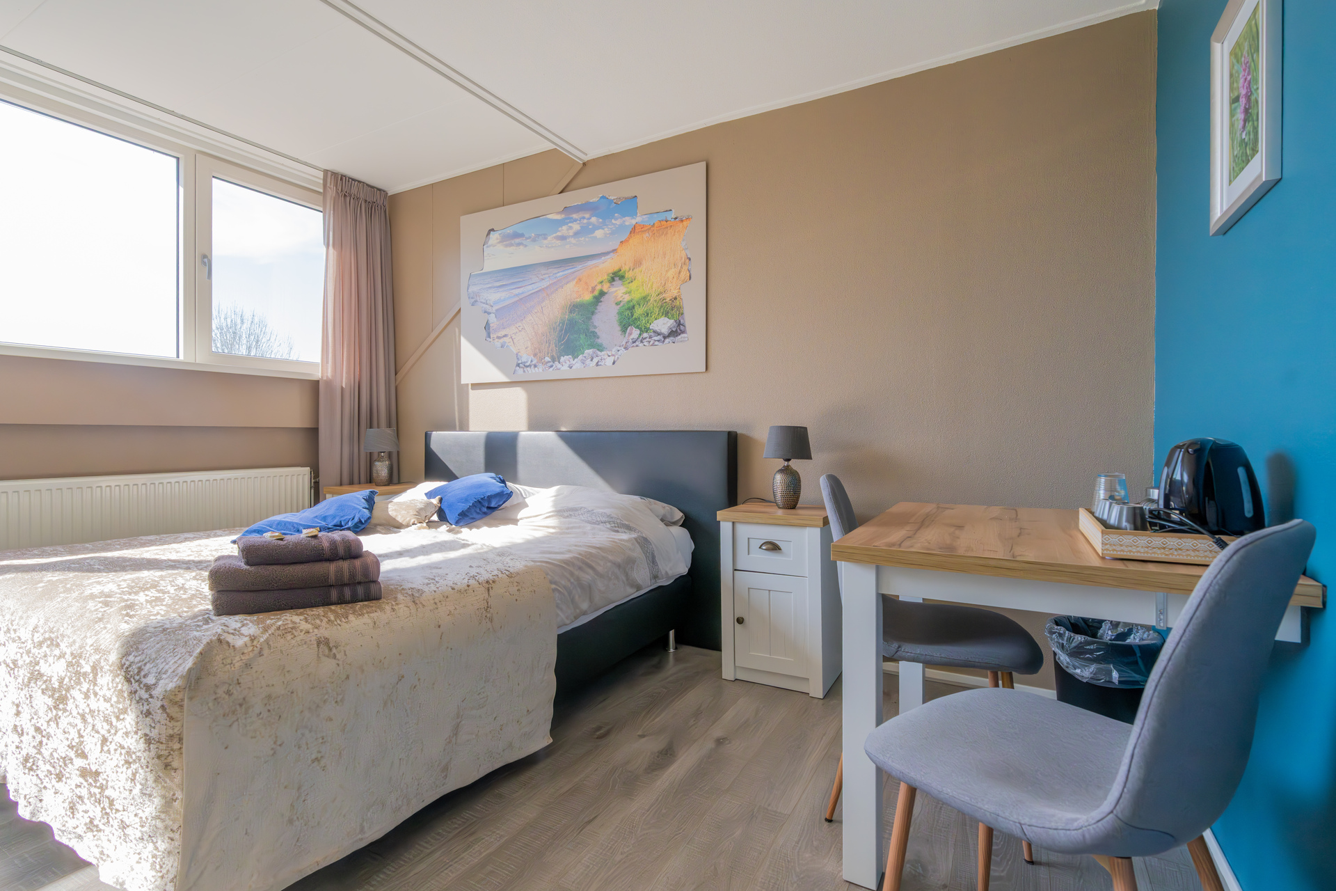 Room image 5