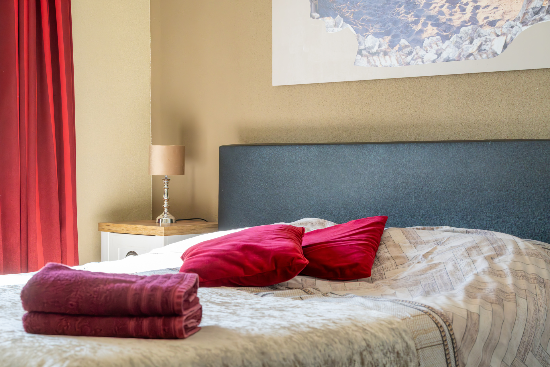 Room image 5
